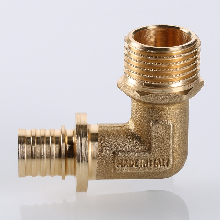 Valtec VTm.453.BG.001604 Угольник надвижной с переходом на нар.р. 16(2,2) х 1/2  