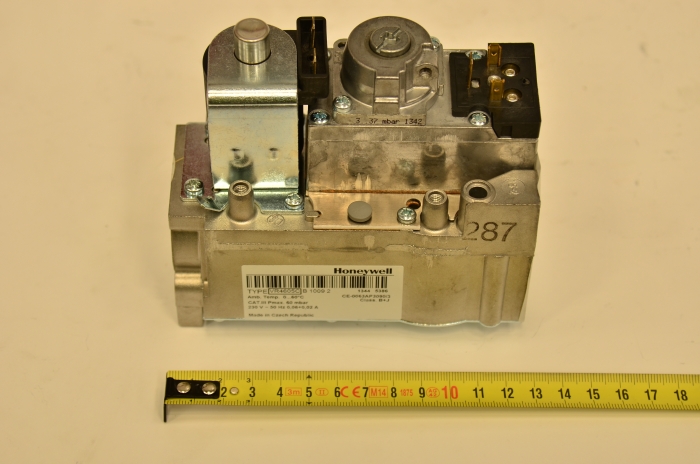   Baxi Клапан газовый HONEYWELLVR4605CB10  