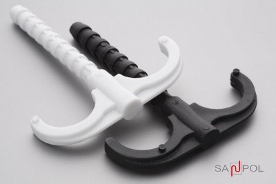 Rehau Двойной крюк с дюбелем для 2-х труб