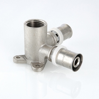 Valtec Водорозетка пресс проходная 16х1/2  