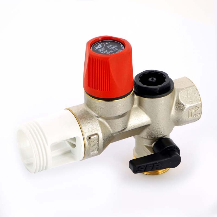 Watts SFR 3/4" Группа безопасности для электронагревателей, 7 бар  