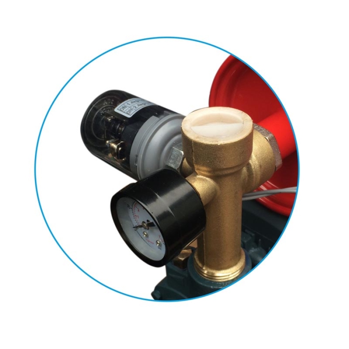 Насосная станция Ladana Autojetpump QB60-2 т.м.(гидроаккумулятор 2л)  