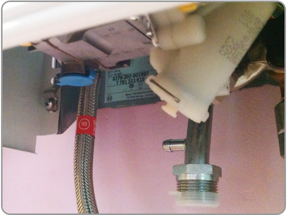 Водонагреватель газовый Bosch Therm 4000 O WR 13-2P S5799  