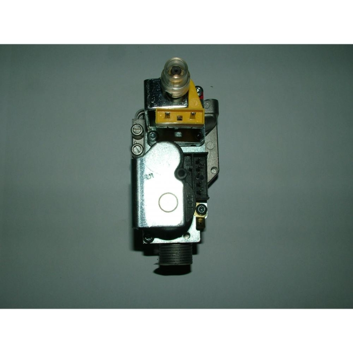   Baxi Клапан газовый (HONEYWELL VK4105M M-M)  