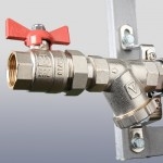 Valtec Узел этажный покварт-го учета, с переп-ым клапаном, ввод СПРАВА 3/4, кол-во вых 4  