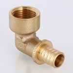 Valtec Угольник надвижной с переходом на вн.р. 16(2,2) х 1/2  